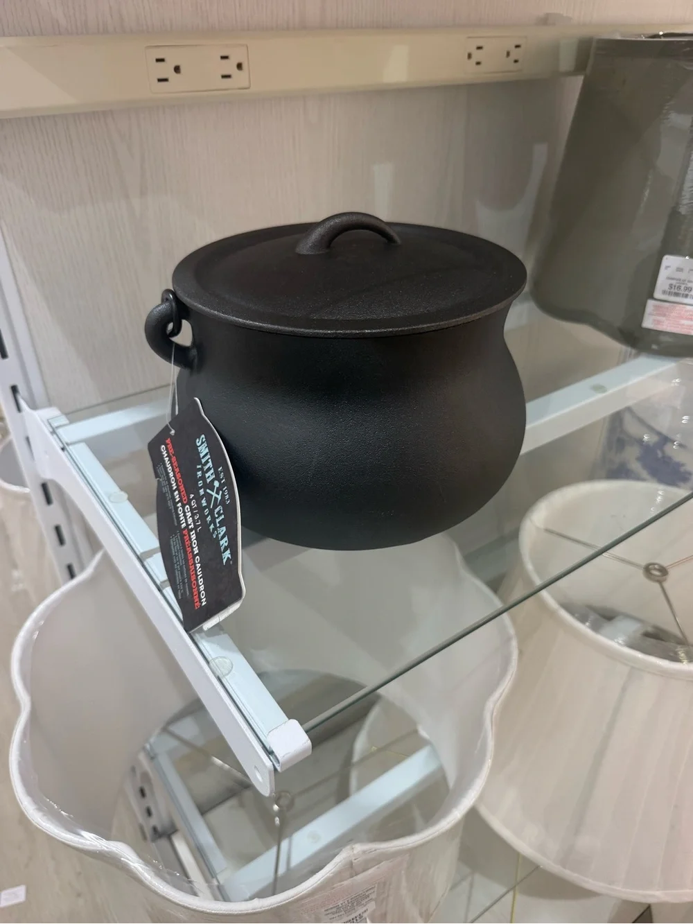 Classic Black Cast Iron Pot with Lid - Heavy-Duty Kitchen Cookware